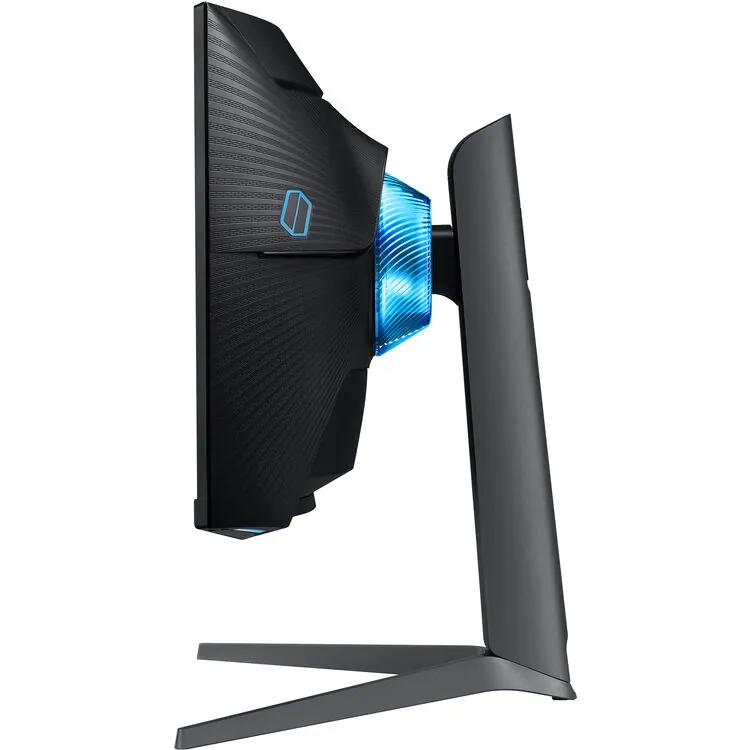 Màn hình Samsung Odyssey G7 LC32G75TQSEXXV (31.5inch | 2K | VA | 240Hz | G-Sync | Curved)